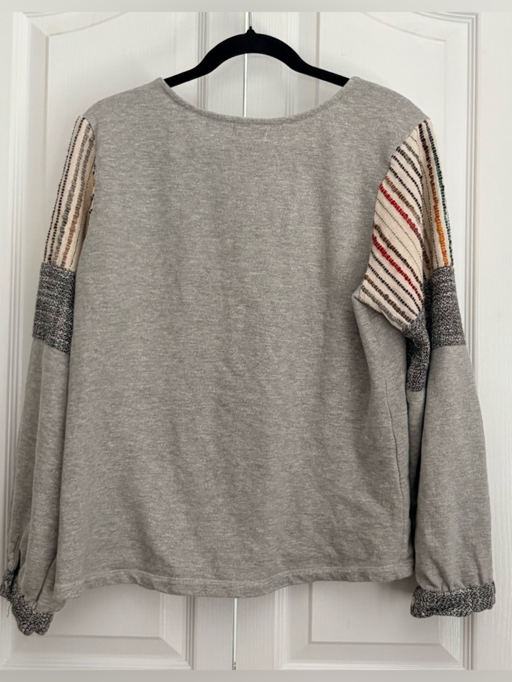 THML Women’s Top, stripes on Grey shirt, size large - Picture 3 of 7